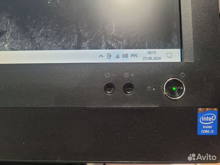 Моноблок Lenovo i3