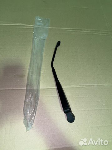 Поводок дворника задний Нива Урбан изогнутый