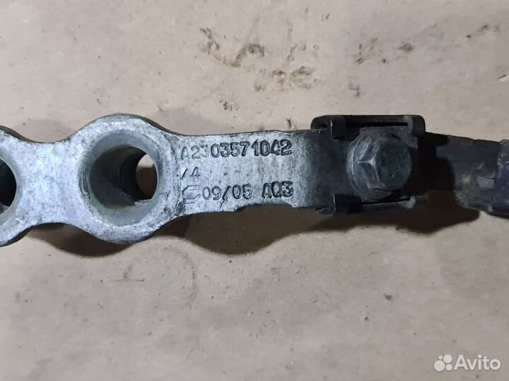 Пластина развальная Mercedes W211/CLS219