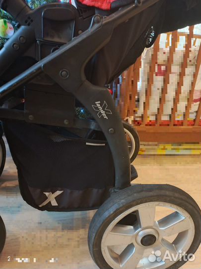 Прогулочная коляска