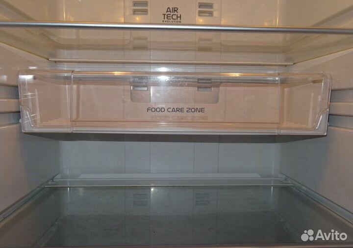 Крышка холодильника Indesit Ariston