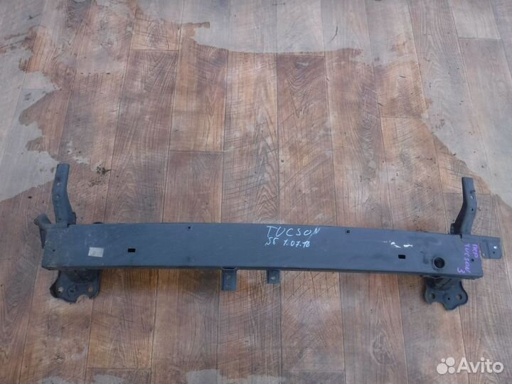 Усилитель переднего бампера hyundai Tucson 2016