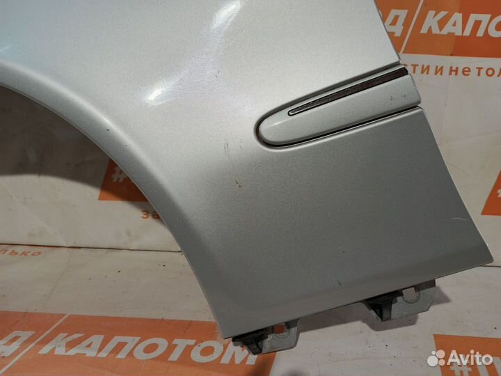Крыло переднее левое Mercedes-Benz E-Класс W211