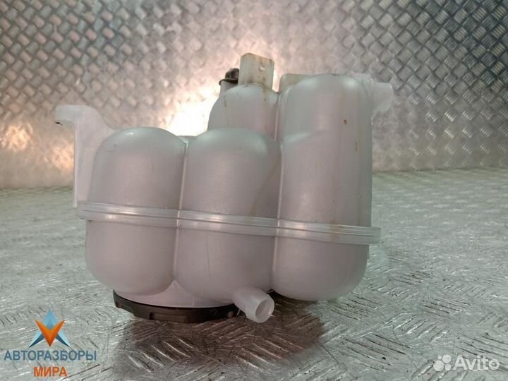 Бачок расширительный Audi Q7 4M рест. 2020