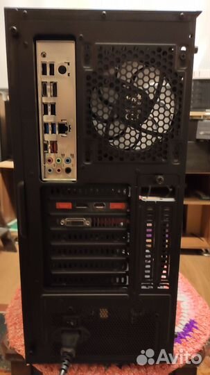 Компьютер системный блок