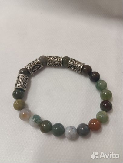 Браслет с рунами
