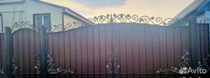 Кованные ворота и калитка