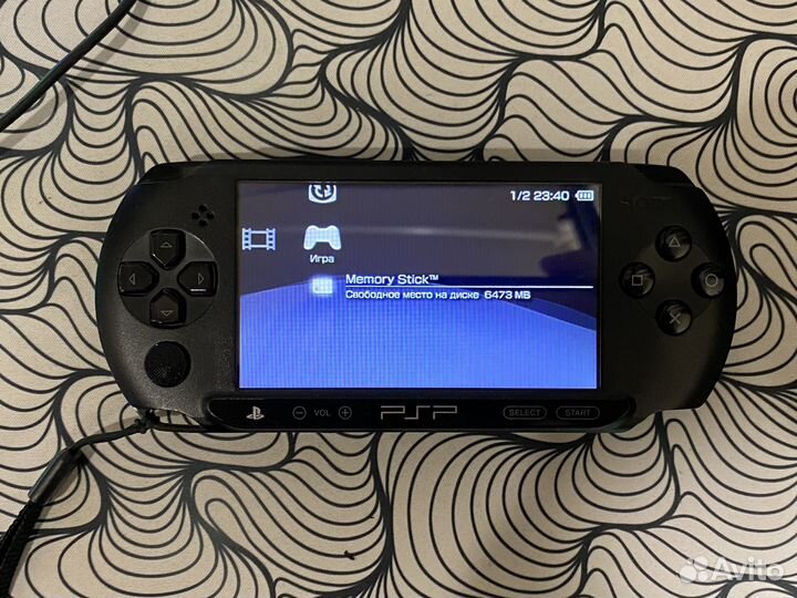 Sony PSP e1008 + 102 игры + 64гб
