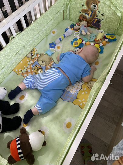 Бортики в кроватку