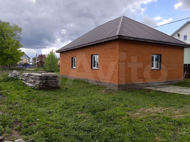 Дом 83 м² на участке 5 сот.