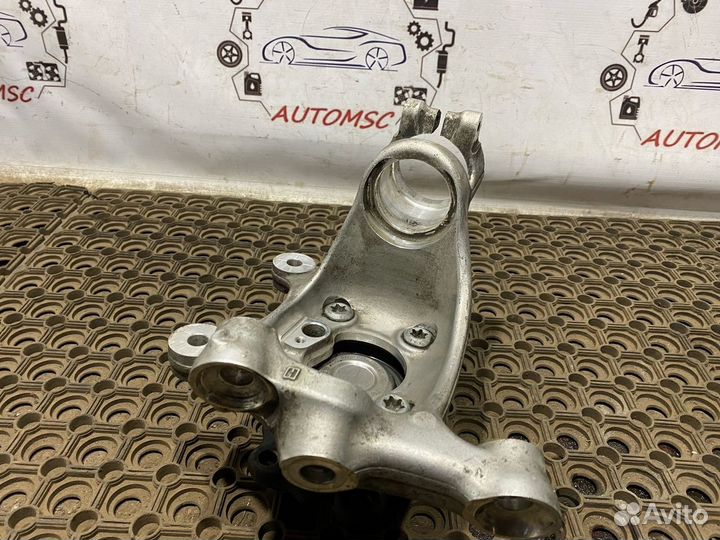 Кулак поворотный передний левый BMW M2 M3 M4