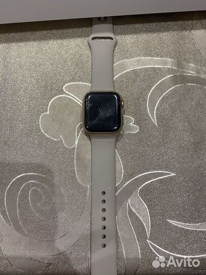 Часы apple watch se 40 mm