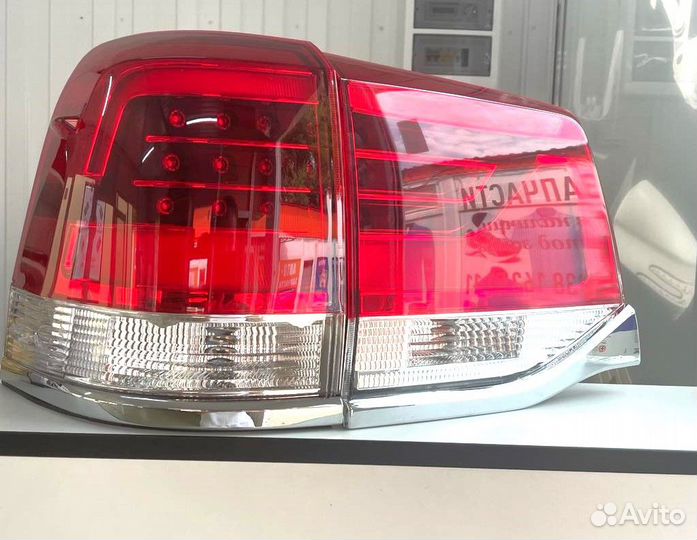 Фонари Toyota Land Cruiser 200