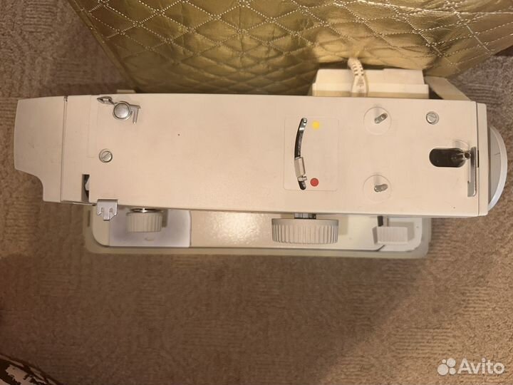 Швейная машина veritas