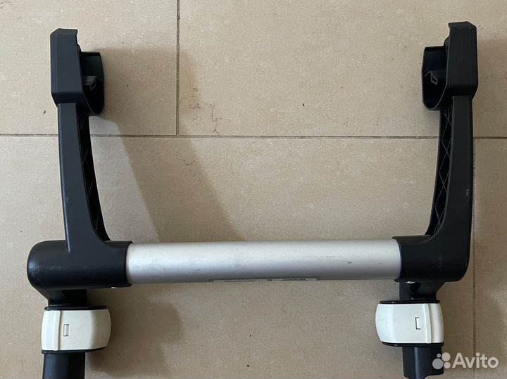 Адаптер для bugaboo (maxi cosi)