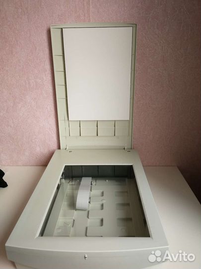 Сканер umax Astra 2000P