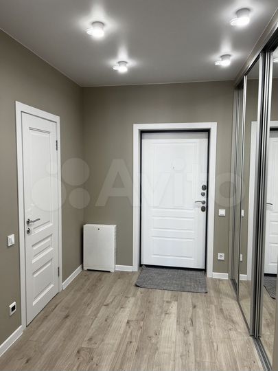2-к. квартира, 65 м², 10/17 эт.