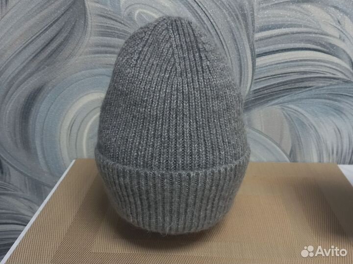 Шапка женская вязаная
