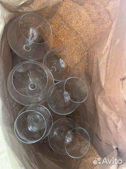 Бокалы и стаканы