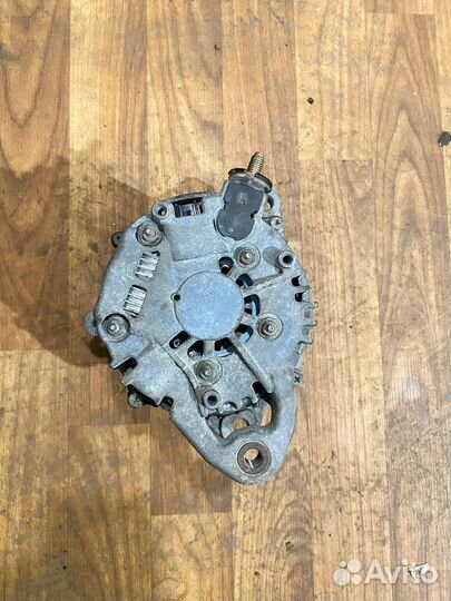 Генератор на Nissan Cube;March