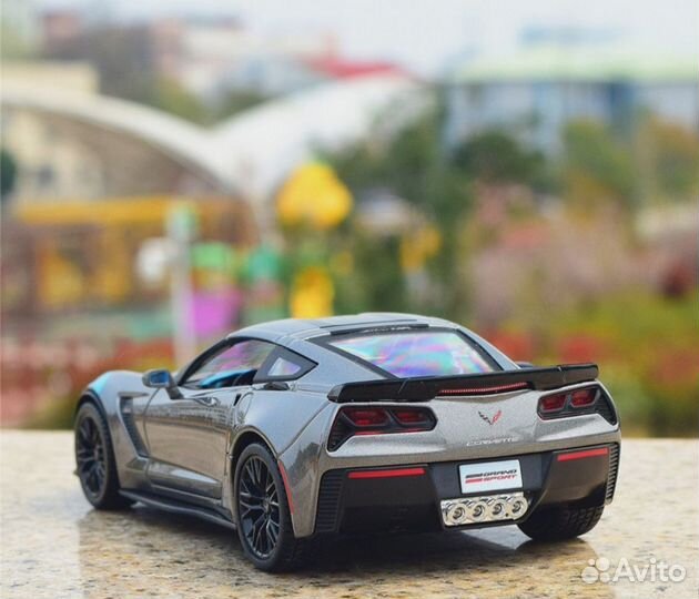 Модель Corvette Grand sport 2017 Maisto 1:24