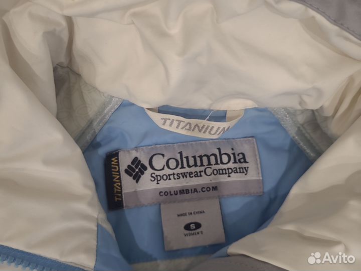 Куртка женская горнолыжная 42 размер (S)