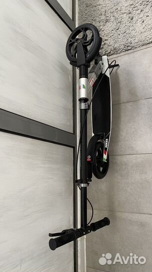 Самокат roces 200