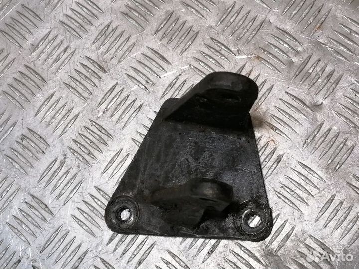 Кронштейн кпп Chery Tiggo 2005-2016