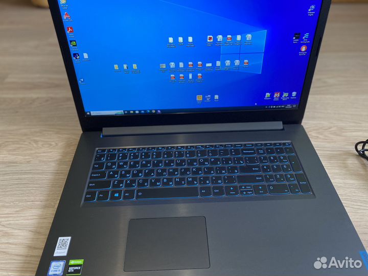 Игровой отличный Ноутбук Lenovo 17 дюймов