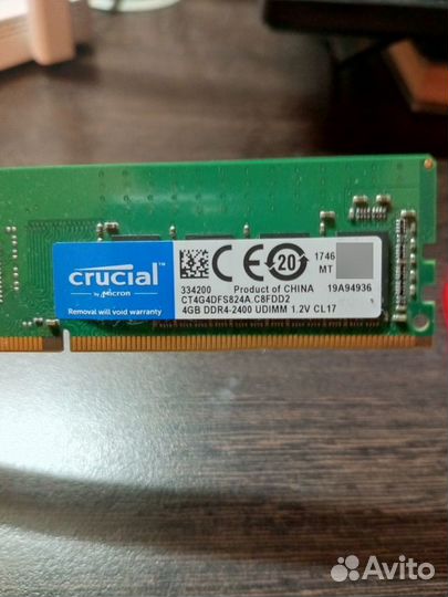 DDR4 4gb Crucial 2133MHz