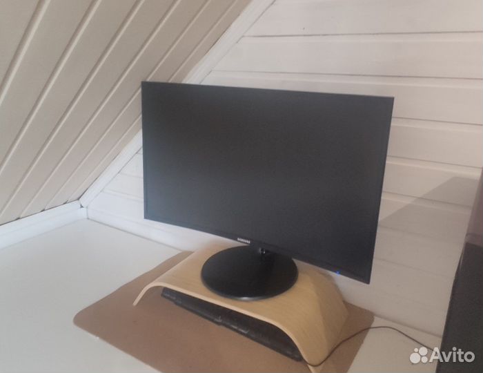 Игровой монитор samsung