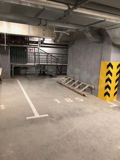 Машиноместо, 15 м²