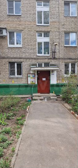 3-к. квартира, 54 м², 1/4 эт.