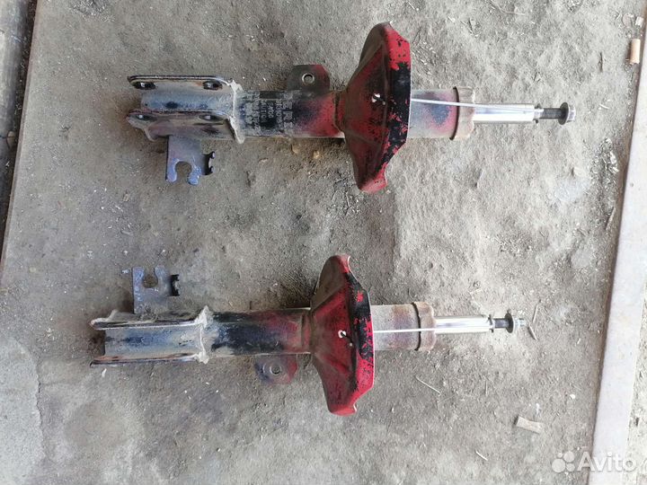 Стойки передние лачетти