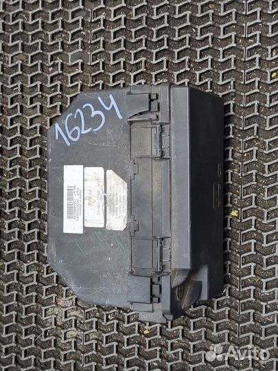 Блок предохранителей Jeep Wrangler 2007 - 2018, 20