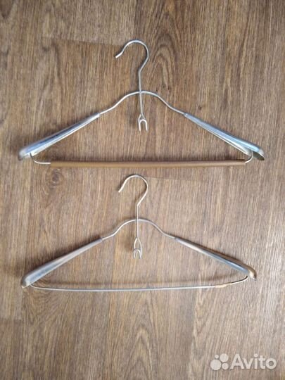 Плечики для одежды деревянные