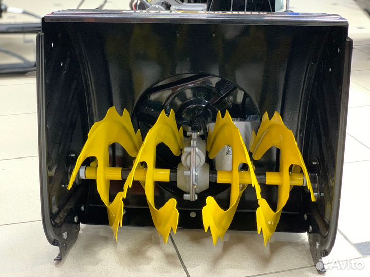 Снегоуборщик huter SGC 4800EX