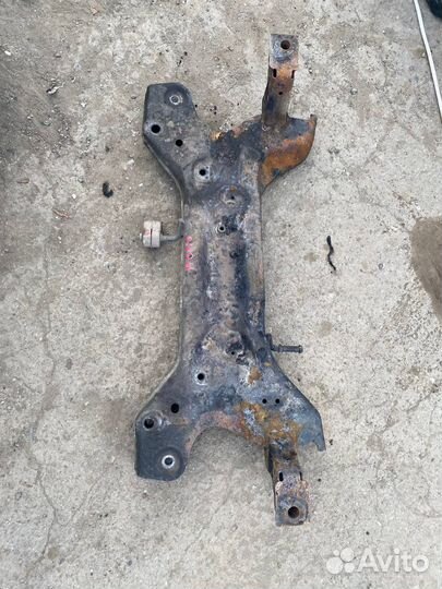 Подрамник Volkswagen Polo