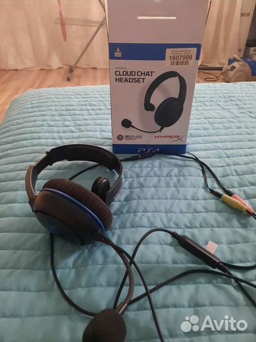 Наушники с микрофоном