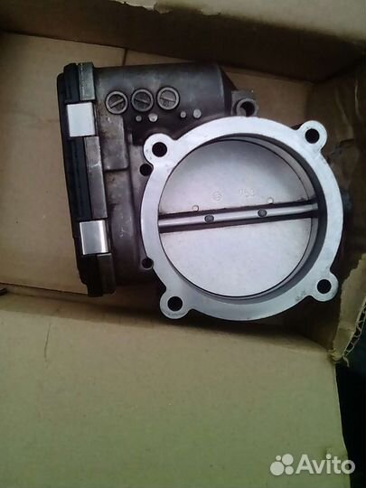 Дроссельная заслонка:WV 4.2, AudiQ7,4l,Bar 4.2-AHQ