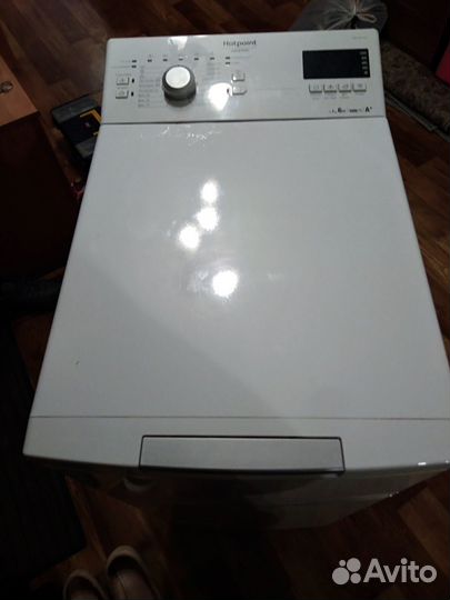 Стиральная машинка Hotpoint Ariston на запчасти