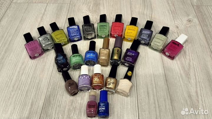 Лаки для ногтей. 24 шт