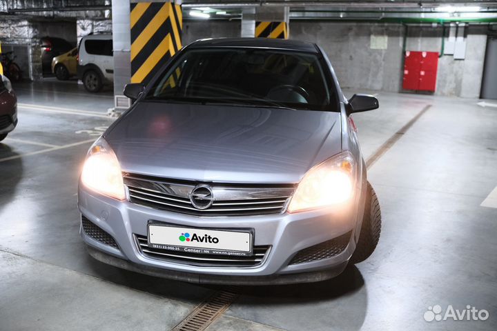 Opel Astra 1.6 МТ, 2008, 69 100 км