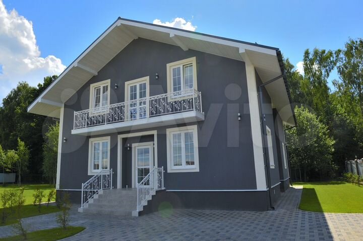 Коттедж 327 м² на участке 15,8 сот.