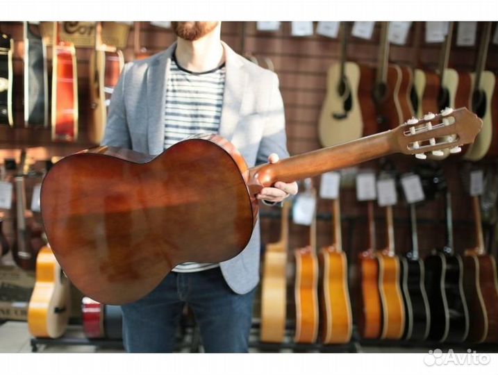 Yamaha C40 классическая гитара