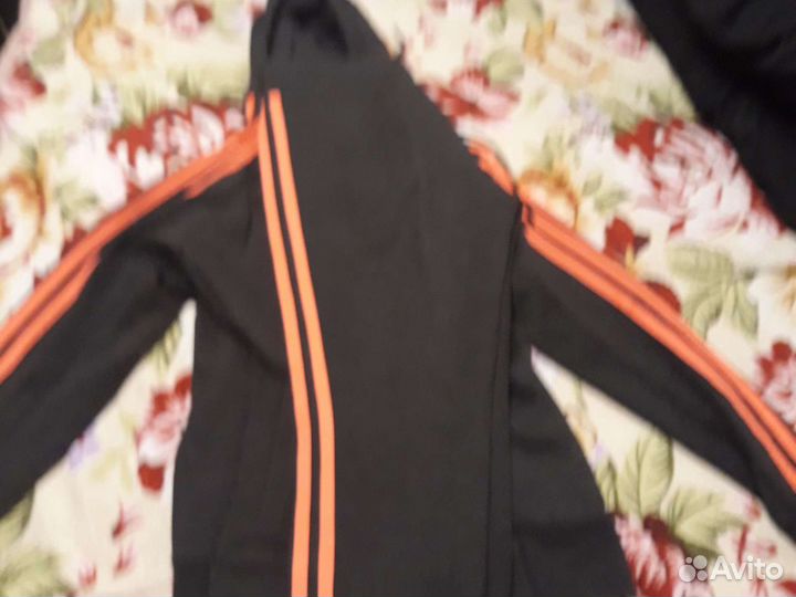 Спортивный костюм