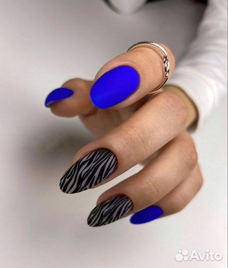 Маникюр/педикюр