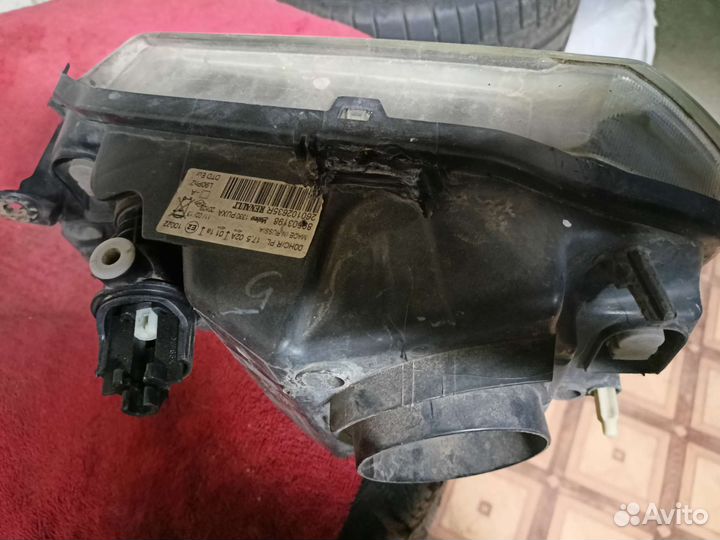 Продам фару