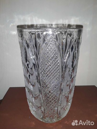 Ваза для цветов хрустальная
