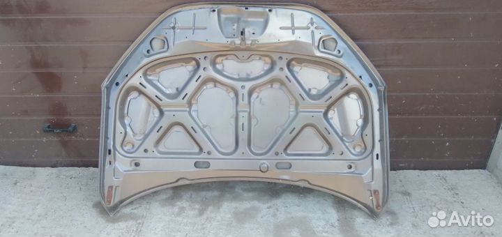 Капот б/у LADA Granta II